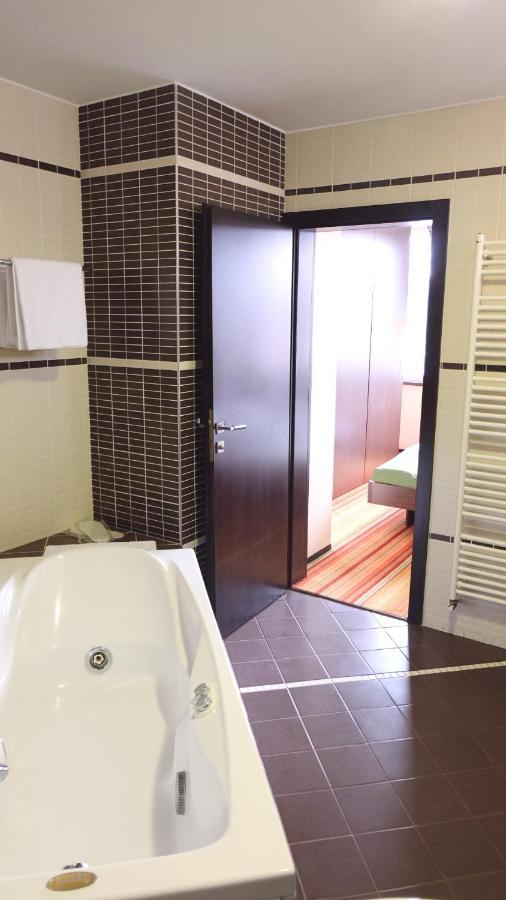 Hotel Richi Zenica Exterior photo